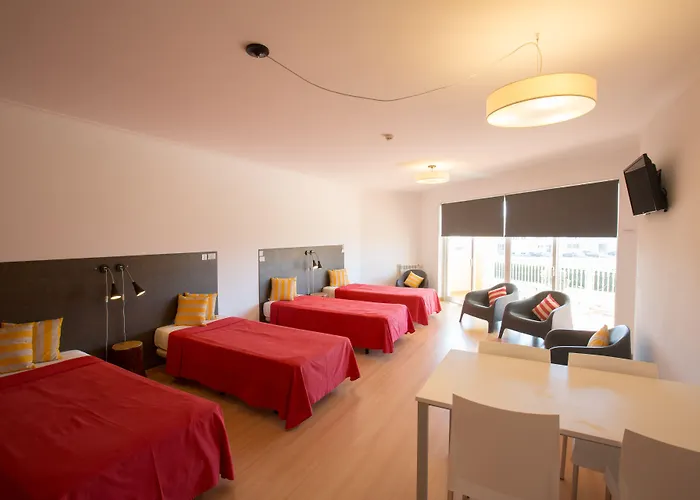 Albergue Hi - De Juventude Santa Cruz (Oeste)